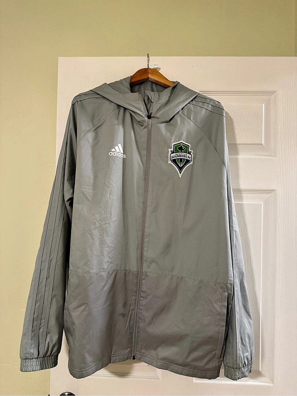 adidas Seattle Sounders FC Xbox Rain Jacket Windbreaker Gray XL